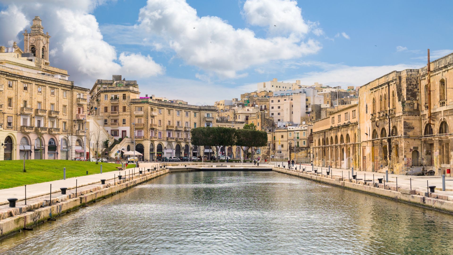 Cospicua view with the church